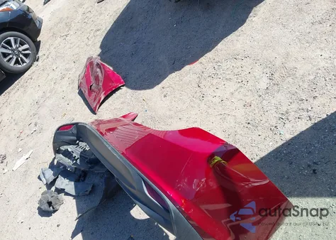 2018 Chevrolet Malibu Lt from USA, damaged, VIN 1G1ZD5ST2JF125492